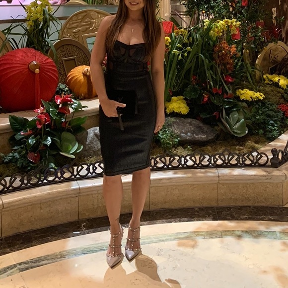 House of CB halter midi dress Size S - Picture 3 of 4